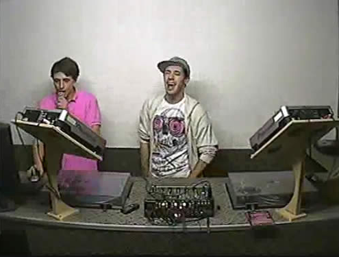 DIRTYOUTLAWS25-01-12