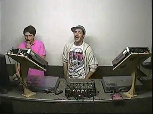 DIRTYOUTLAWS25-01-12